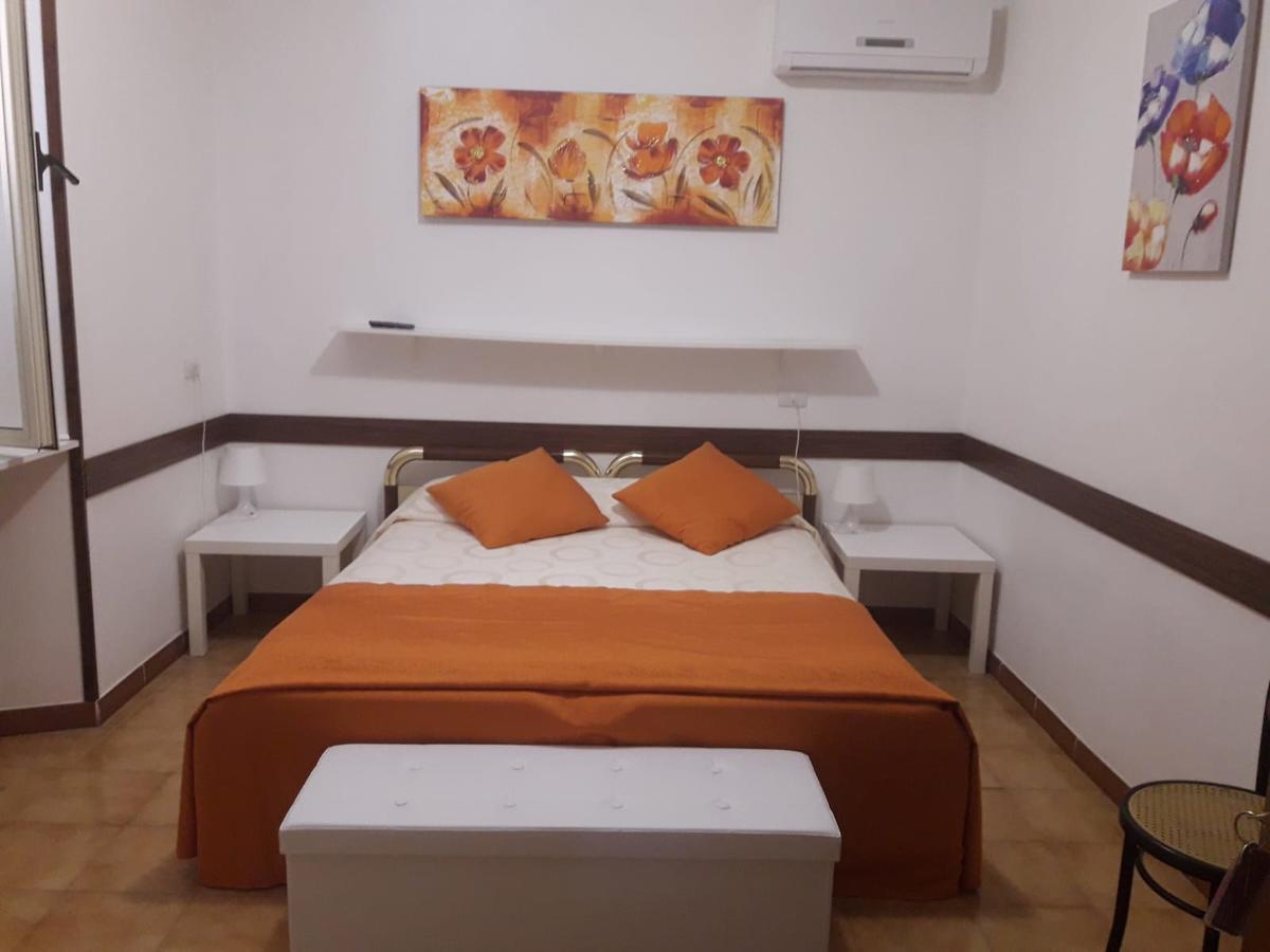 Albergo Ollolai Civitavecchia Exterior foto